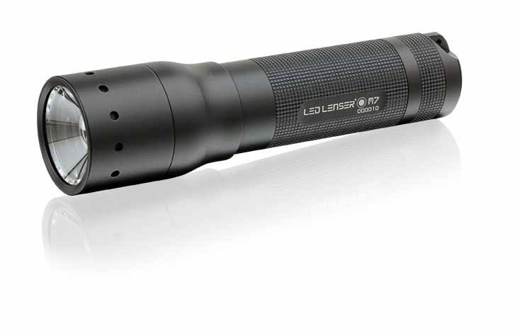 LedLenser_Produktinfoblatt_M7_DE.pdf Seite 1 Bild 3